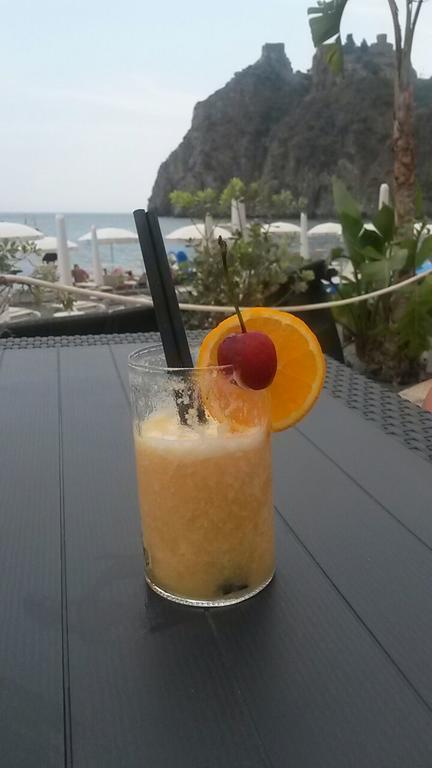 Elihotel SantʼAlessio Siculo Kültér fotó