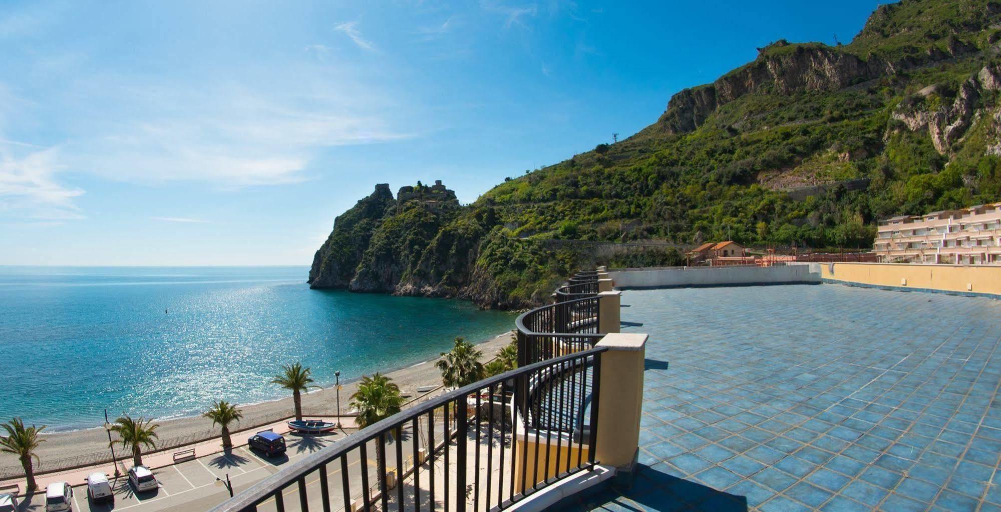 Elihotel SantʼAlessio Siculo Kültér fotó